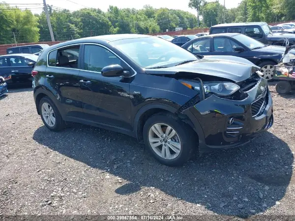 KNDPMCAC4J7382894 2018 KIA SPORTAGE - Image 1