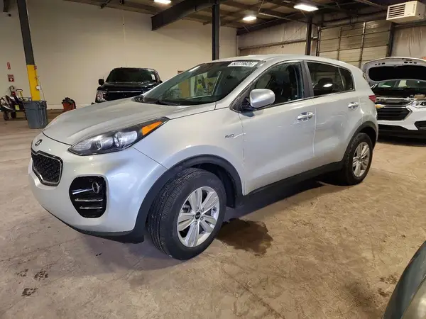 KNDPMCAC4J7403579 2018 KIA SPORTAGE - Image 1