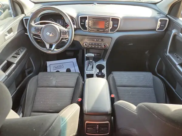 KNDPMCAC4J7404389 2018 KIA SPORTAGE - Image 8