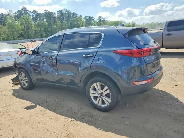 KNDPMCAC4J7405350 2018 KIA SPORTAGE - Image 2