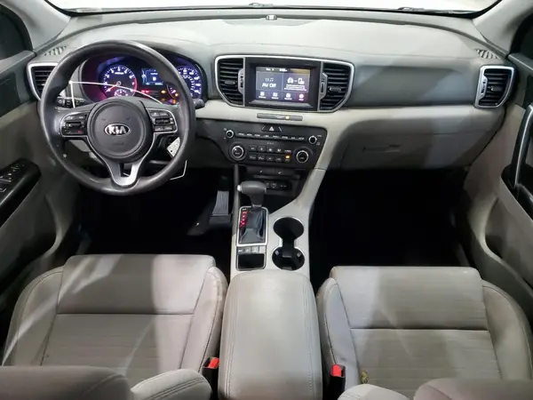 KNDPMCAC4J7407017 2018 KIA SPORTAGE - Image 8