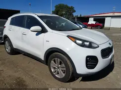 KNDPMCAC4J7408099 2018 KIA SPORTAGE