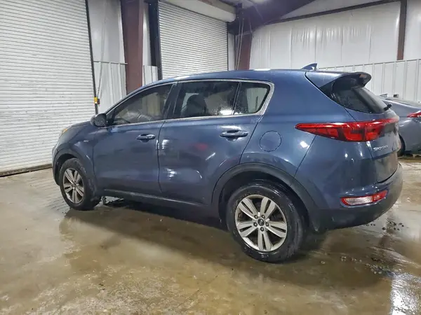 KNDPMCAC4J7415974 2018 KIA SPORTAGE - Image 2