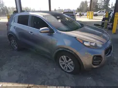 KNDPMCAC4J7424531 2018 KIA SPORTAGE