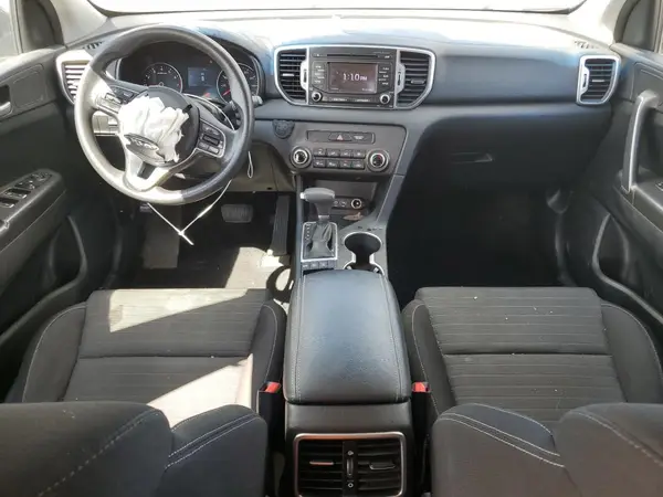 KNDPMCAC4J7436713 2018 KIA SPORTAGE - Image 8