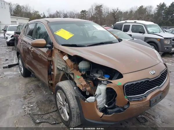 KNDPMCAC4J7448344 2018 KIA SPORTAGE - Image 1