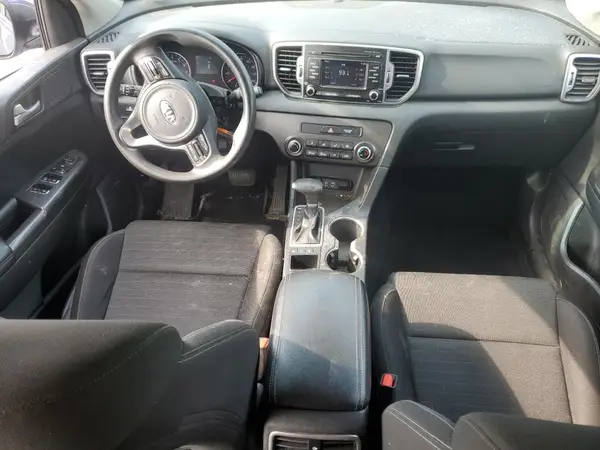 KNDPMCAC4J7449526 2018 KIA SPORTAGE - Image 8