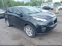 KNDPMCAC4J7486639 2018 KIA SPORTAGE