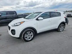 KNDPMCAC4J7488729 2018 KIA SPORTAGE