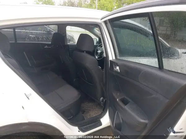 KNDPMCAC4K7493740 2019 KIA SPORTAGE - Image 8