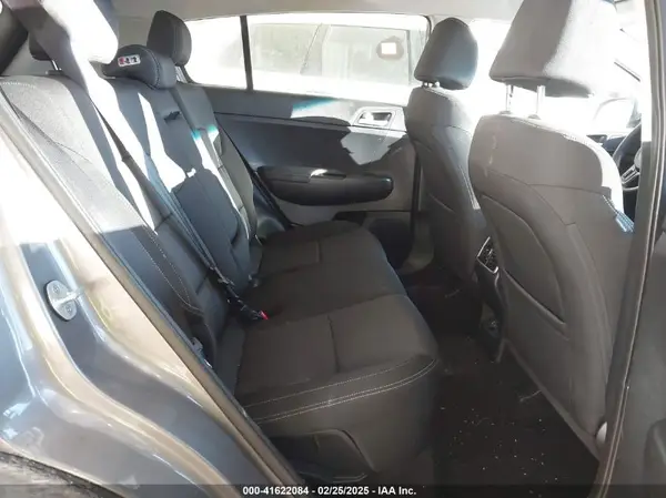 KNDPMCAC4K7502453 2019 KIA SPORTAGE - Image 8