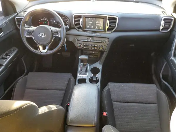 KNDPMCAC4K7505661 2019 KIA SPORTAGE - Image 8