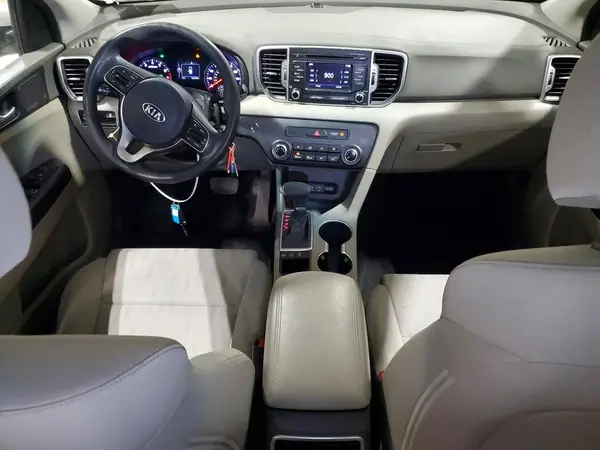 KNDPMCAC4K7514537 2019 KIA SPORTAGE - Image 8