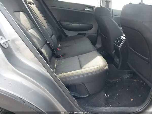 KNDPMCAC4K7518796 2019 KIA SPORTAGE - Image 8