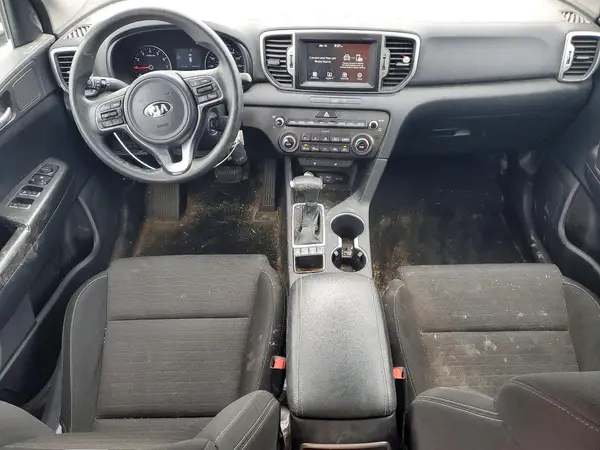 KNDPMCAC4K7522766 2019 KIA SPORTAGE - Image 8