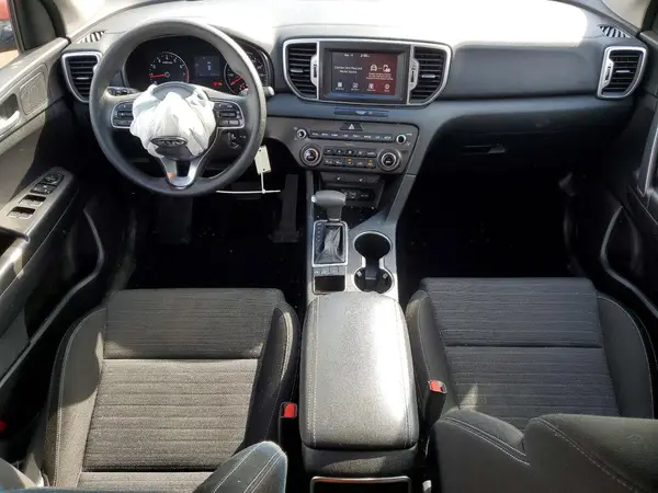 KNDPMCAC4K7522802 2019 KIA SPORTAGE - Image 8