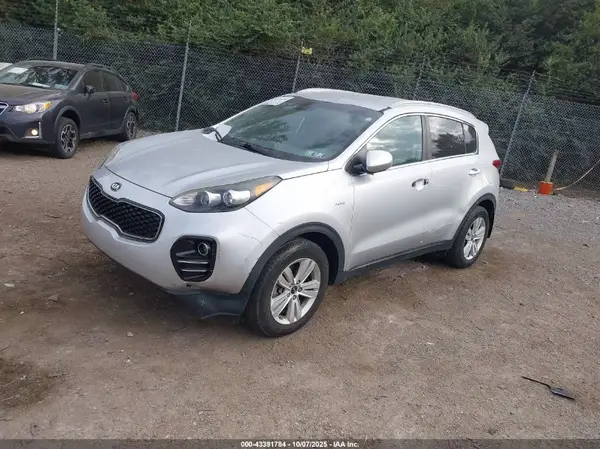 KNDPMCAC4K7528373 2019 KIA SPORTAGE - Image 2