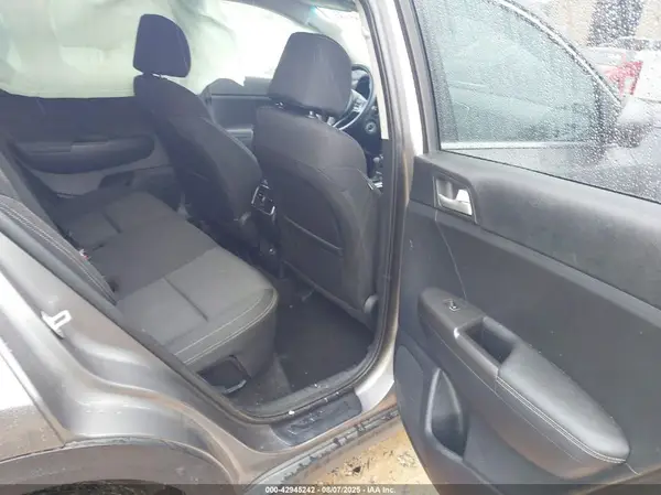 KNDPMCAC4K7530012 2019 KIA SPORTAGE - Image 8
