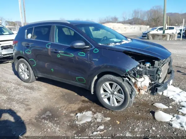 KNDPMCAC4K7554682 2019 KIA SPORTAGE - Image 1