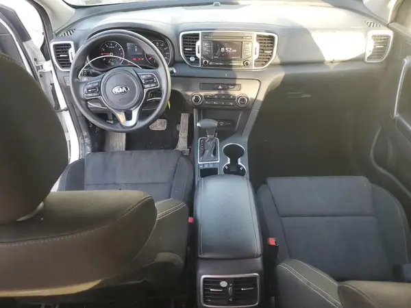 KNDPMCAC4K7564936 2019 KIA SPORTAGE - Image 8