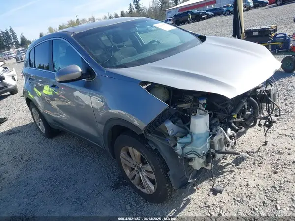 KNDPMCAC4K7592977 2019 KIA SPORTAGE - Image 1