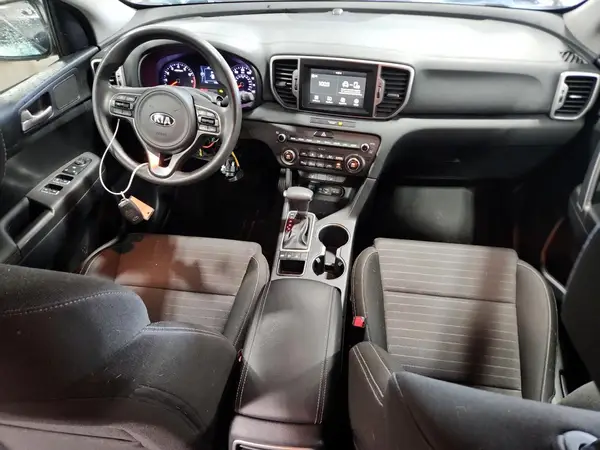 KNDPMCAC4K7607297 2019 KIA SPORTAGE - Image 8