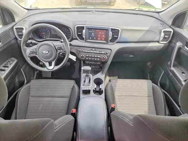 KNDPMCAC4K7618574 2019 KIA SPORTAGE - Image 8