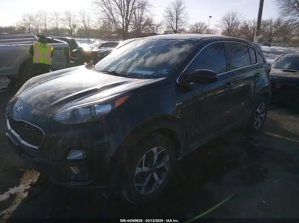 KNDPMCAC4L7631441 2020 KIA SPORTAGE - Image 2