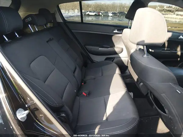 KNDPMCAC4L7631441 2020 KIA SPORTAGE - Image 8