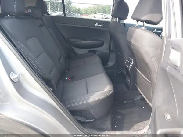 KNDPMCAC4L7633030 2020 KIA SPORTAGE - Image 8