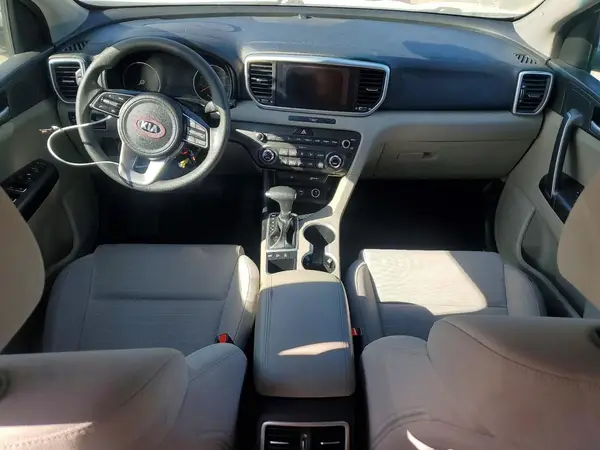 KNDPMCAC4L7665007 2020 KIA SPORTAGE - Image 8