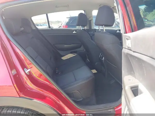 KNDPMCAC4L7703416 2020 KIA SPORTAGE - Image 8