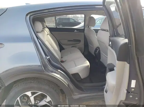 KNDPMCAC4L7737453 2020 KIA SPORTAGE - Image 8