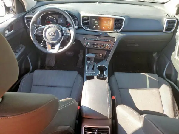 KNDPMCAC4L7748193 2020 KIA SPORTAGE - Image 8