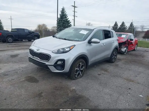 KNDPMCAC4L7750977 2020 KIA SPORTAGE - Image 2