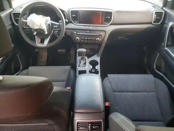 KNDPMCAC4L7784241 2020 KIA SPORTAGE - Image 8