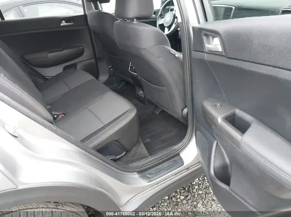 KNDPMCAC4L7802270 2020 KIA SPORTAGE - Image 8