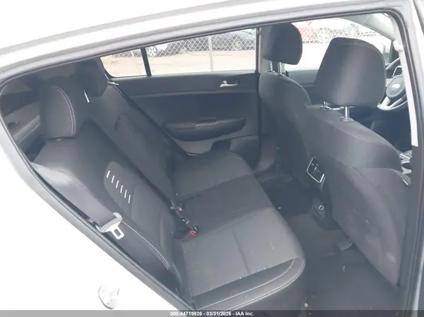 KNDPMCAC4M7848635 2021 KIA SPORTAGE - Image 8