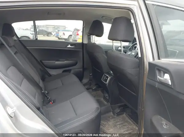 KNDPMCAC4M7871820 2021 KIA SPORTAGE - Image 8