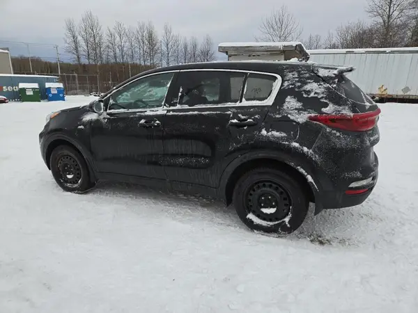 KNDPMCAC4M7879559 2021 KIA SPORTAGE - Image 2