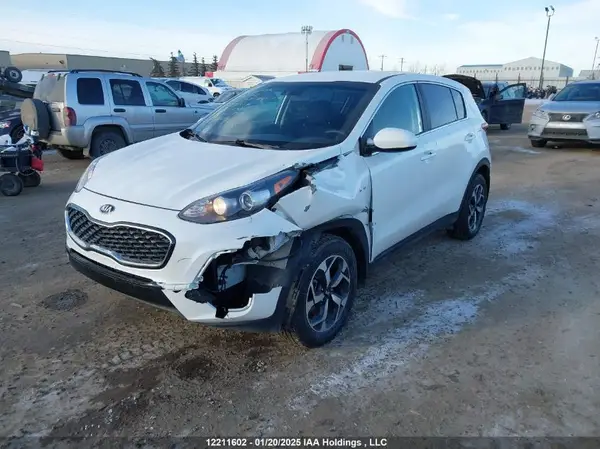KNDPMCAC4M7910731 2021 KIA SPORTAGE - Image 2