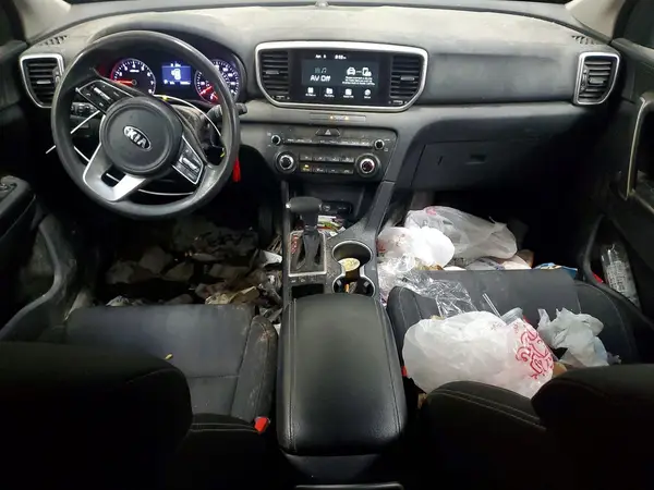 KNDPMCAC4M7913676 2021 KIA SPORTAGE - Image 8