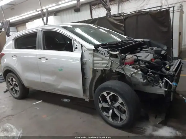 KNDPMCAC4M7918330 2021 KIA SPORTAGE - Image 1