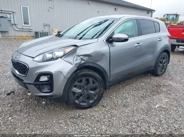 KNDPMCAC4N7007092 2022 KIA SPORTAGE - Image 2