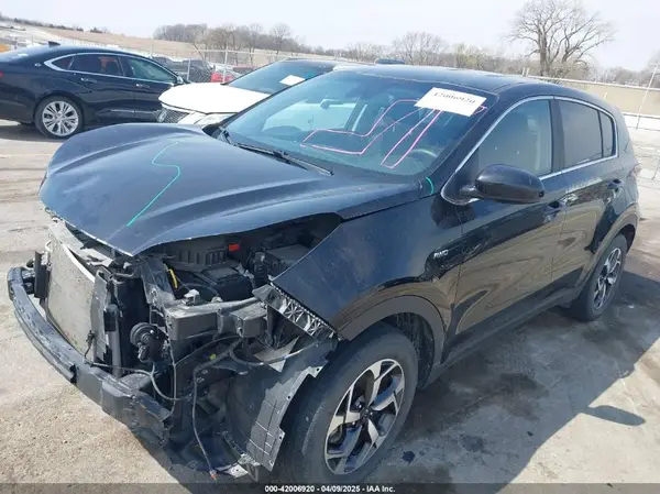 KNDPMCAC4N7955783 2022 KIA SPORTAGE - Image 2