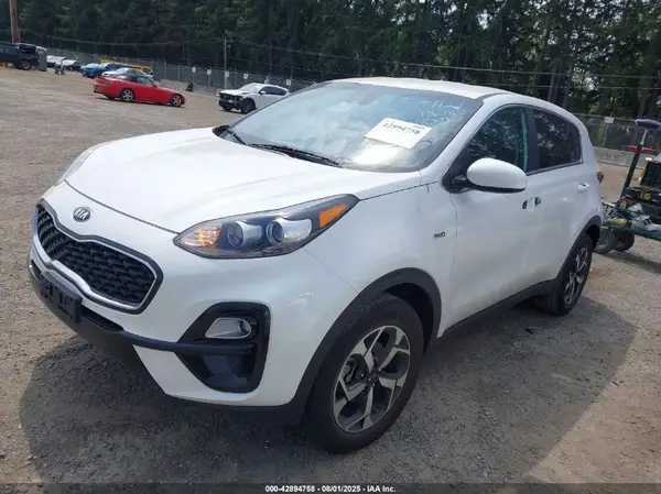 KNDPMCAC4N7966072 2022 KIA SPORTAGE - Image 2