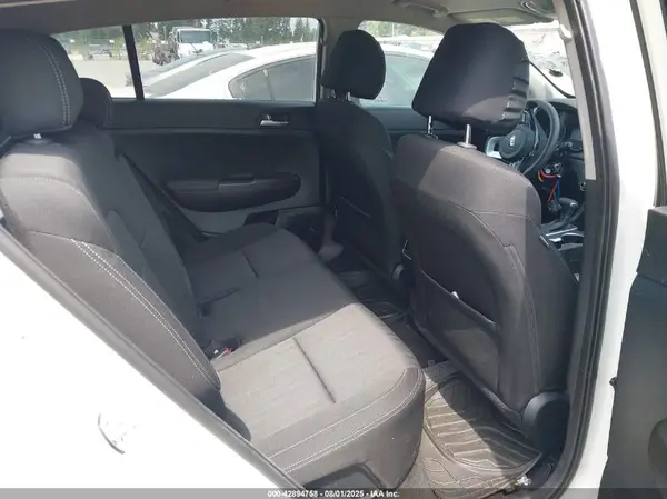 KNDPMCAC4N7966072 2022 KIA SPORTAGE - Image 8