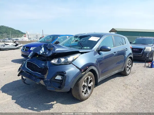 KNDPMCAC4N7978450 2022 KIA SPORTAGE - Image 2