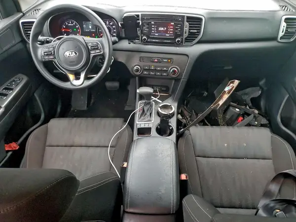 KNDPMCAC5H7033253 2017 KIA SPORTAGE - Image 8
