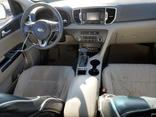 KNDPMCAC5H7033530 2017 KIA SPORTAGE - Image 8